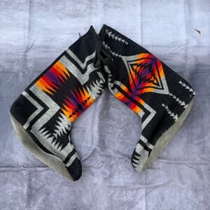 Vintage Pendleton High Grade Western Wear Wool Black Blanket Aztec Boot Covers